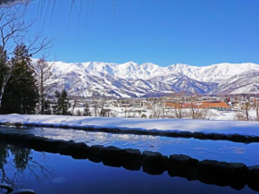 Отель Hakuba Highland Hotel, Хакуба